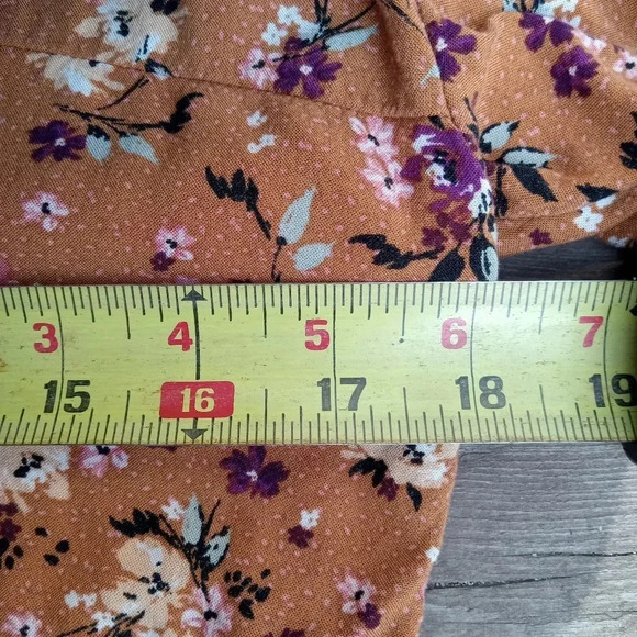 4/$15 Maurices Floral Burnt Orange Purple Flowy Crop Top Size Small Square Neck - Picture 7 of 8